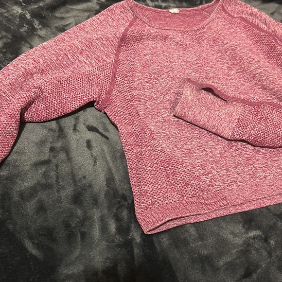 Seamless Compression Workout Crop Top - Picture 5 of 5